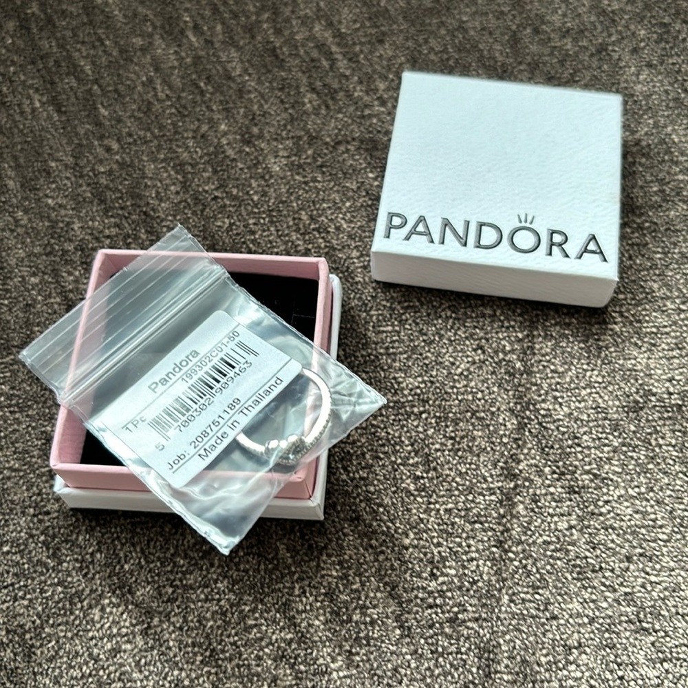 NWTS PANDORA Sparkling Wishbone Heart Ring SIZE 5 item #: 199302C01